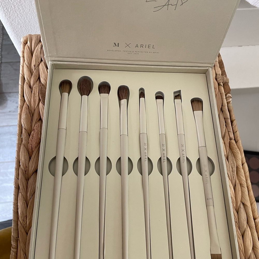 MORPHE MAKEUP BY ARIEL BRUSH SET